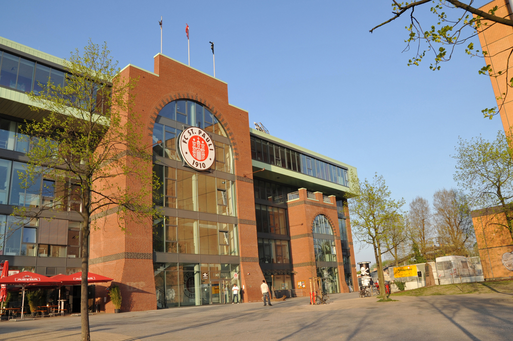 St. Pauli Dynamo Dresden Auseinandersetzungen